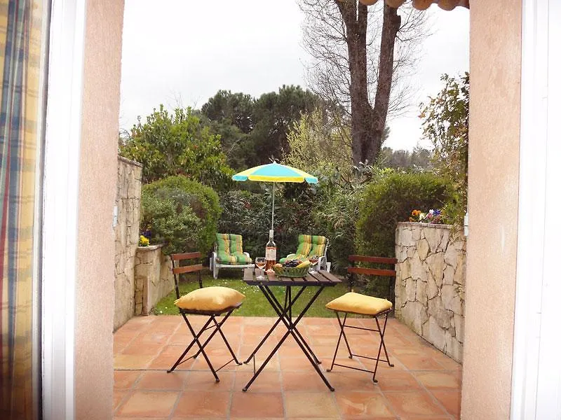 Le Mas Des Gardettes Saint-Paul-de-Vence 0*,